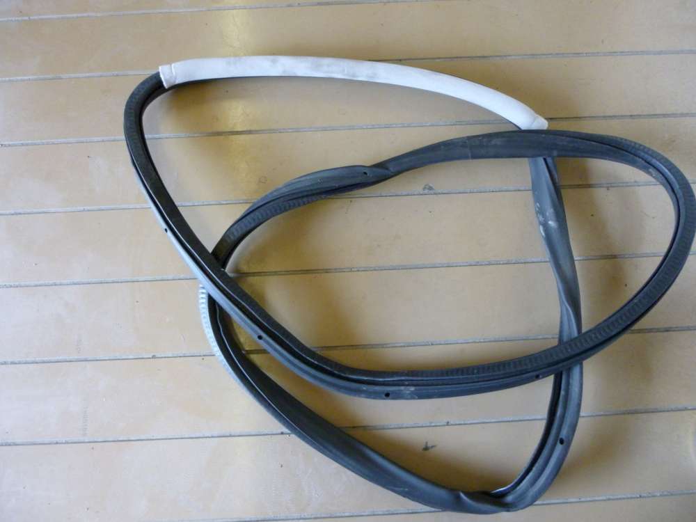 Original Audi A4 Avant Bj.1998 T�rdichtung T�rgummi Dichtung Hinten Rechts