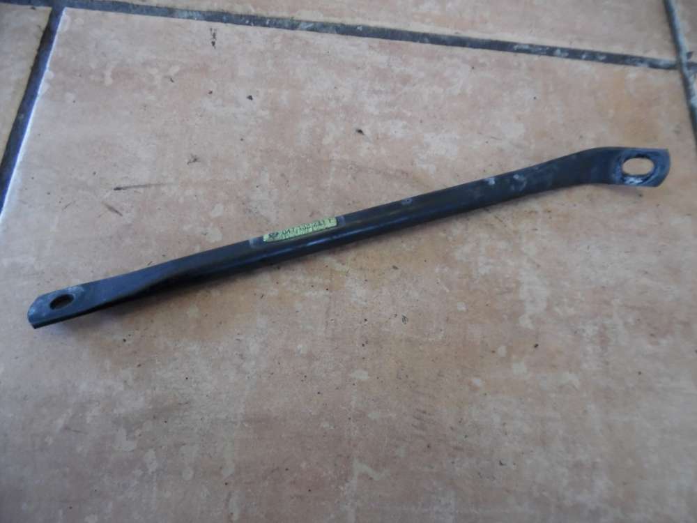 Skoda Fabia 6Y2 1,4L Bj:2003 Halter 047133231