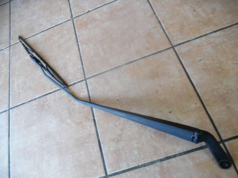 Peugeot 206 Scheibenwischerarm Scheibenwischer Vorne Rechts 