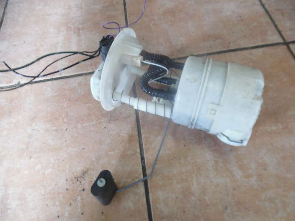 Nissan Micra K12 Bj:2007 Kraftstoffpumpe Tankgeber