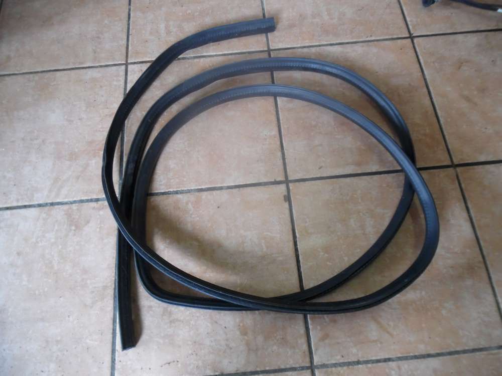 Nissan Micra K12 3-Trer Bj:2007 Trdichtung Dichtung Vorne Rechts