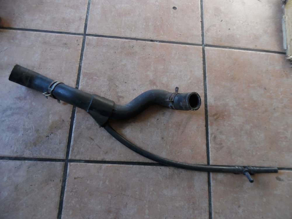 VW Golf III Khlwasserschlauch Wasserschlauch 1H0121086F