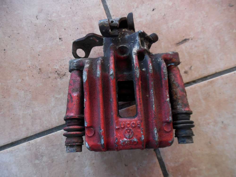 VW Golf 4 IV  Bremssattel Hinten Rechts