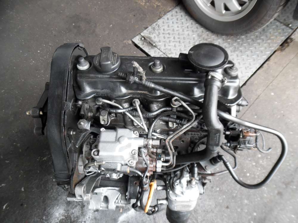 Audi 80 B4 VW Golf III 1H 1.9 TDI Motor 028103373N