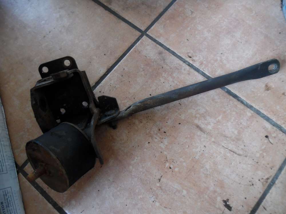 Lada Niva 2121 Motorlager 21211001020 