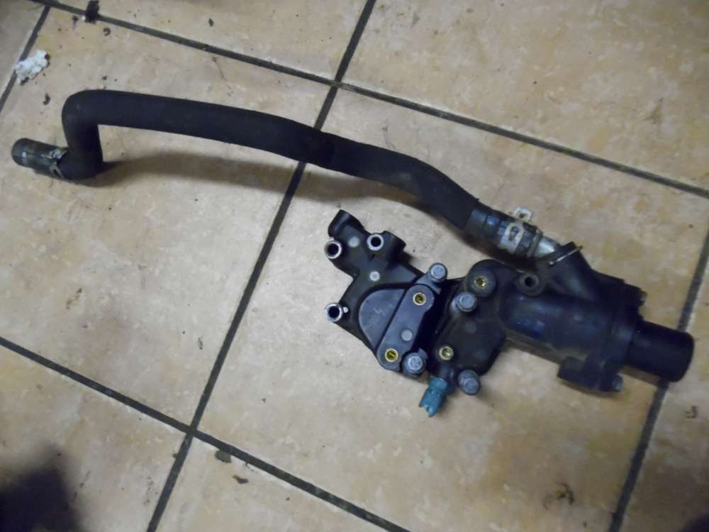 Peugeot 206 Cabrio Thermostatgehuse mit Schlauch 9654775080