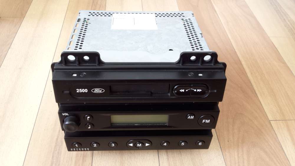 Ford Fiesta Radio Kassettenrecorder 2S61-18K876-AF