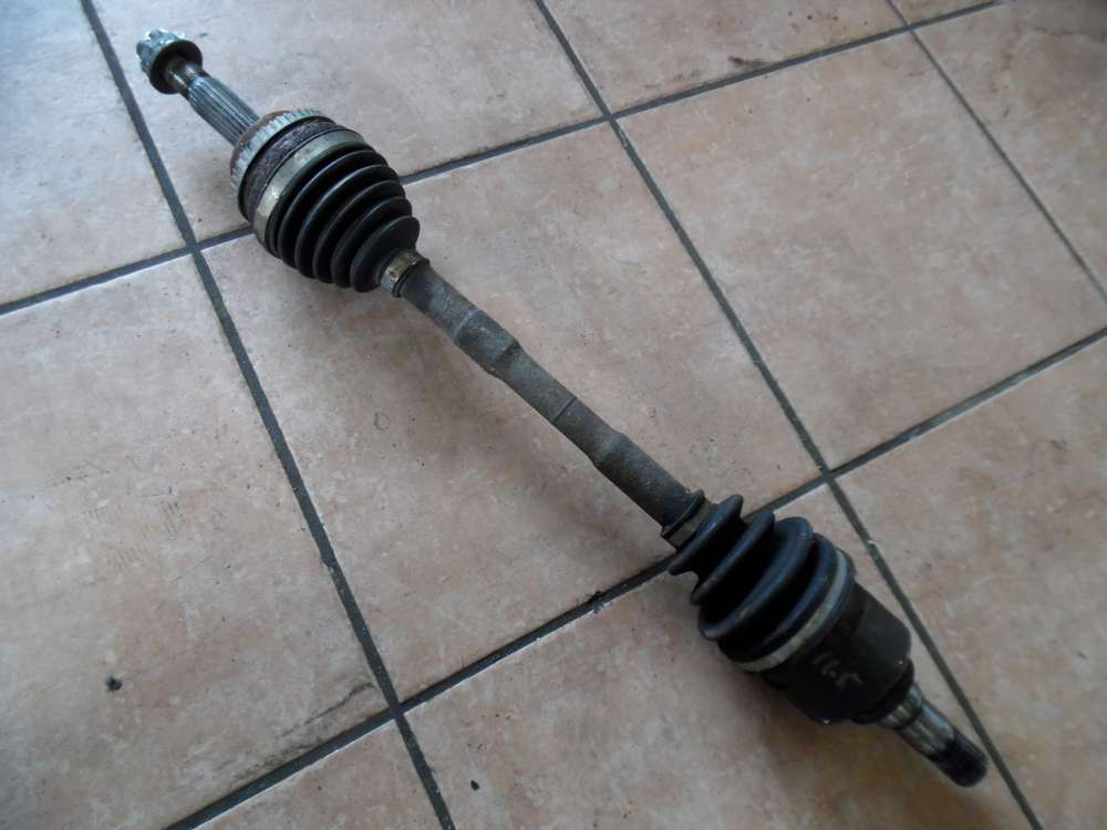 Toyota Yaris P1 Antriebswelle Gelenkwelle Vorne Links