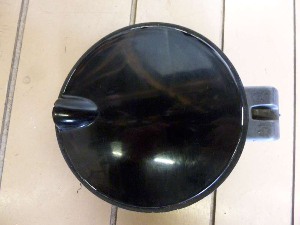 Opel Corsa B Tankdeckel Schwarz 008062349   