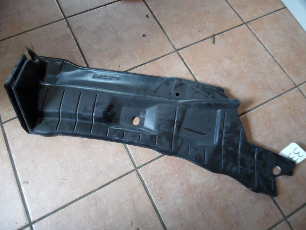 Opel Corsa B Abdeckung Windschutzscheibe 90386772 