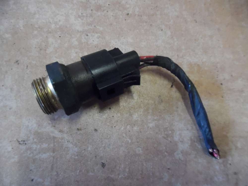VW Golf IV 1J Kühlerlüfter Temperaturschalter mit Stecker 1H0973203