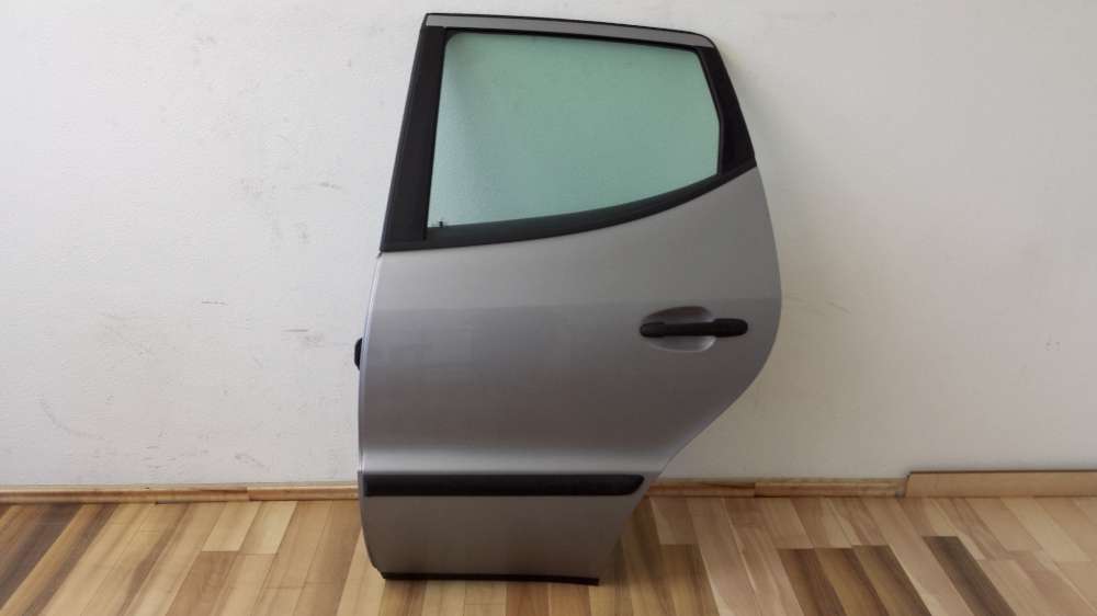 Mercedes Benz A-Klasse W168 Tr hinten Links Farbe: Silber 