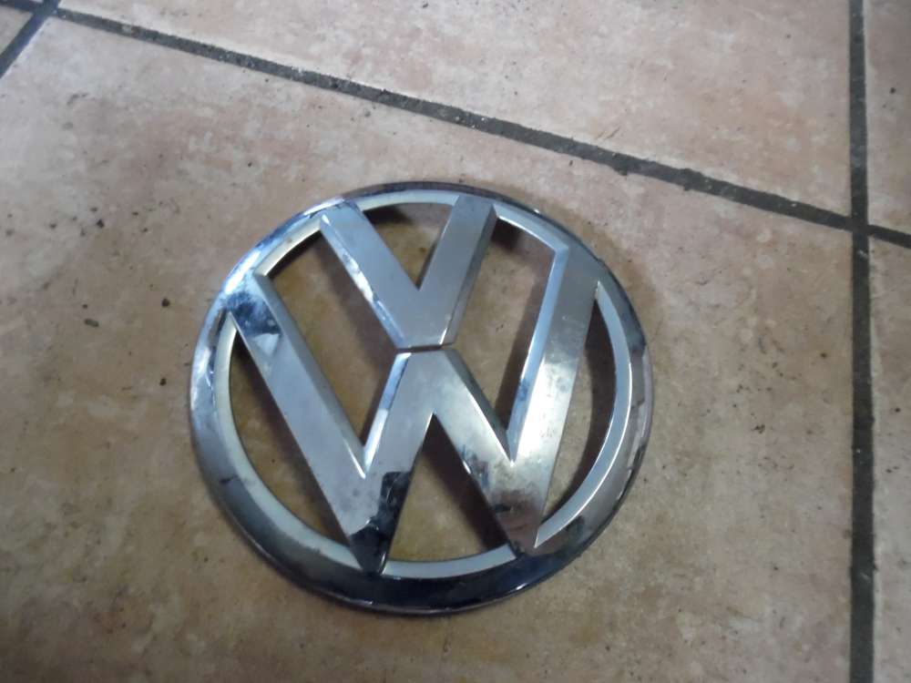 VW Golf Emblem 5G0853601 