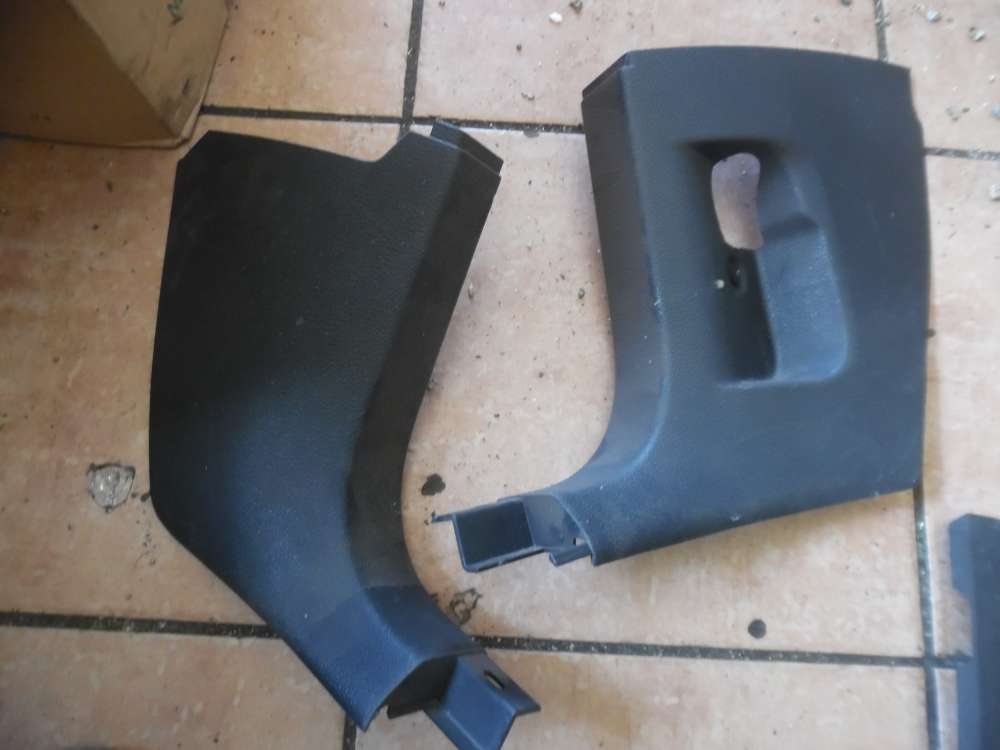 VW Golf 6 VI A-S�ule Verkleidung Vorne Unten 1K1863484/ 1K1863483