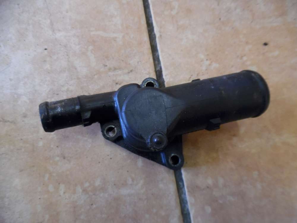 Renault Twingo II Thermostatgehäuse Thermostat 8200660882