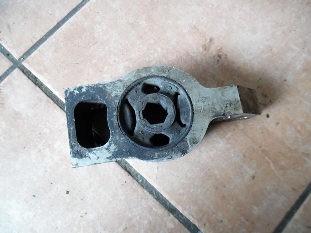  VW Passat 3C Lager Querlenker Vorne Links 3C0199231