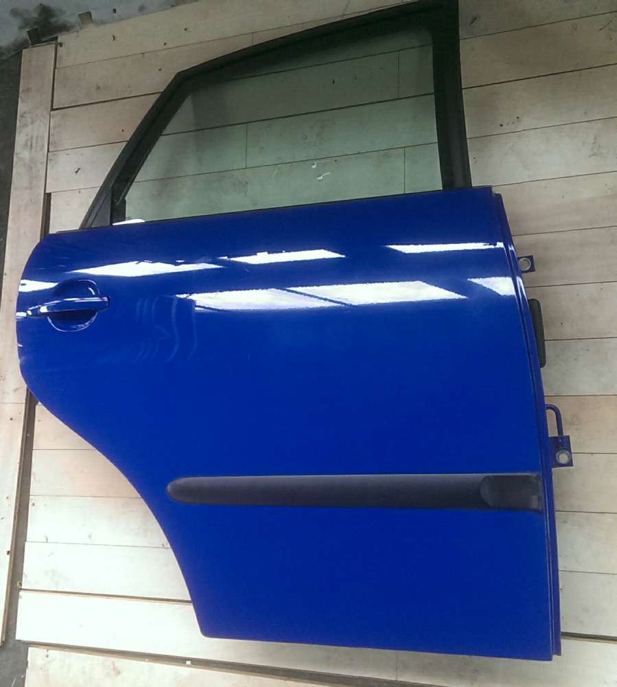Seat Ibiza  6L Bj.05 Tr Hinten rechts 4/ 5Trer Blau LS5G Top