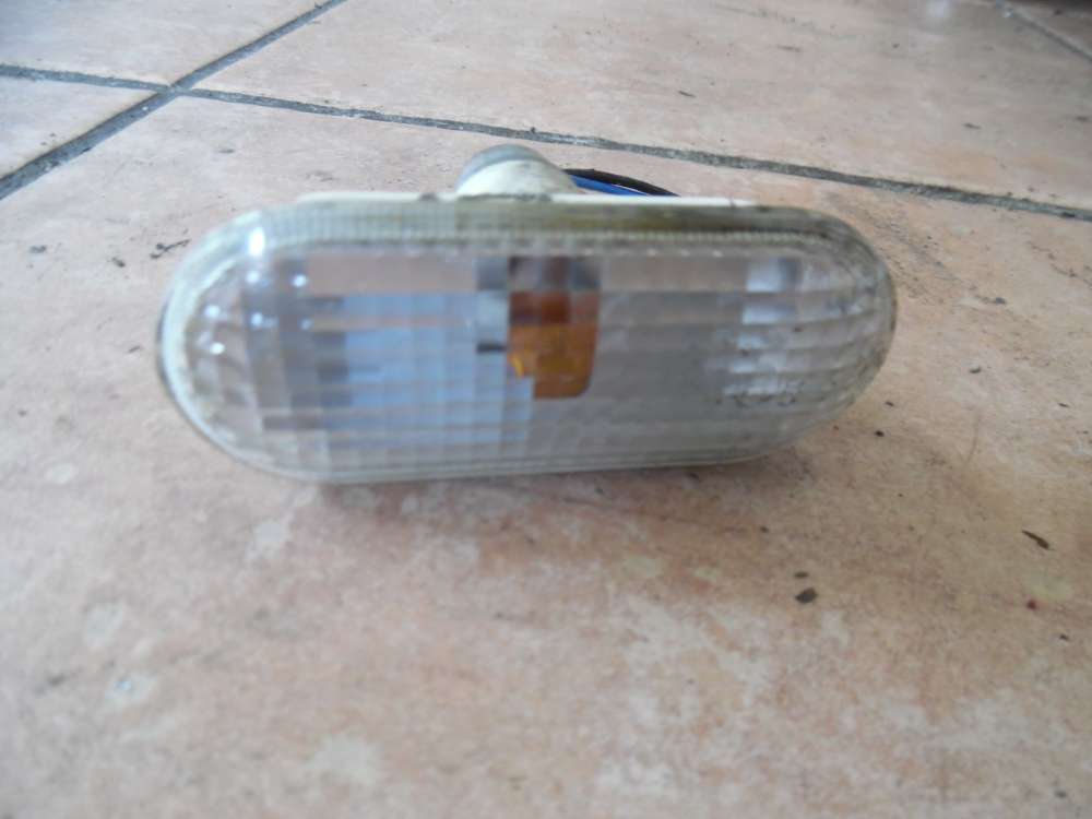 Ford Fiesta V Blinker Seite Kotflgel 4M5A-13K309AA