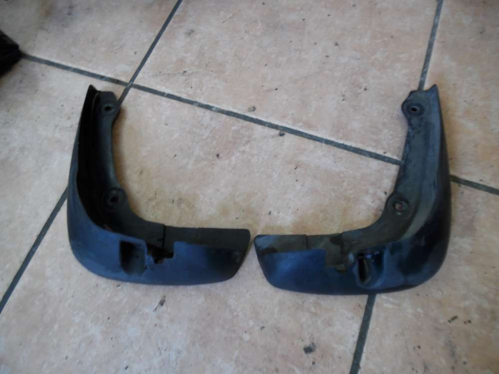 Daihatsu Cuore VI Schmutzfänger Vorne 76622-97202