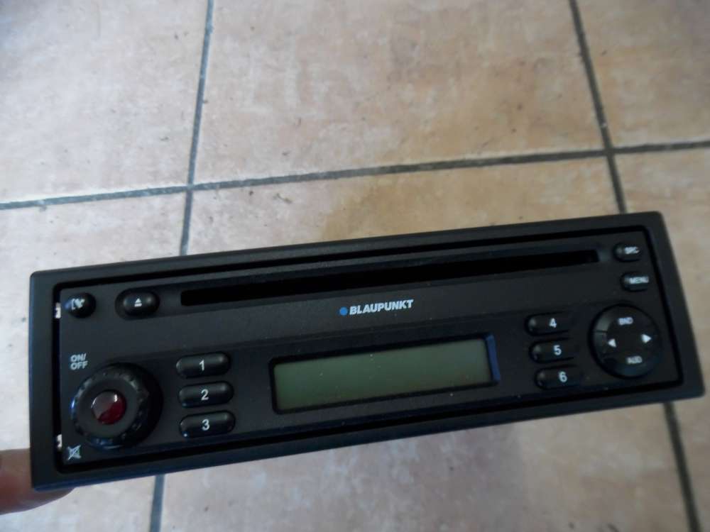 Dacia Sandero CD Radio 281116543R  7646126593