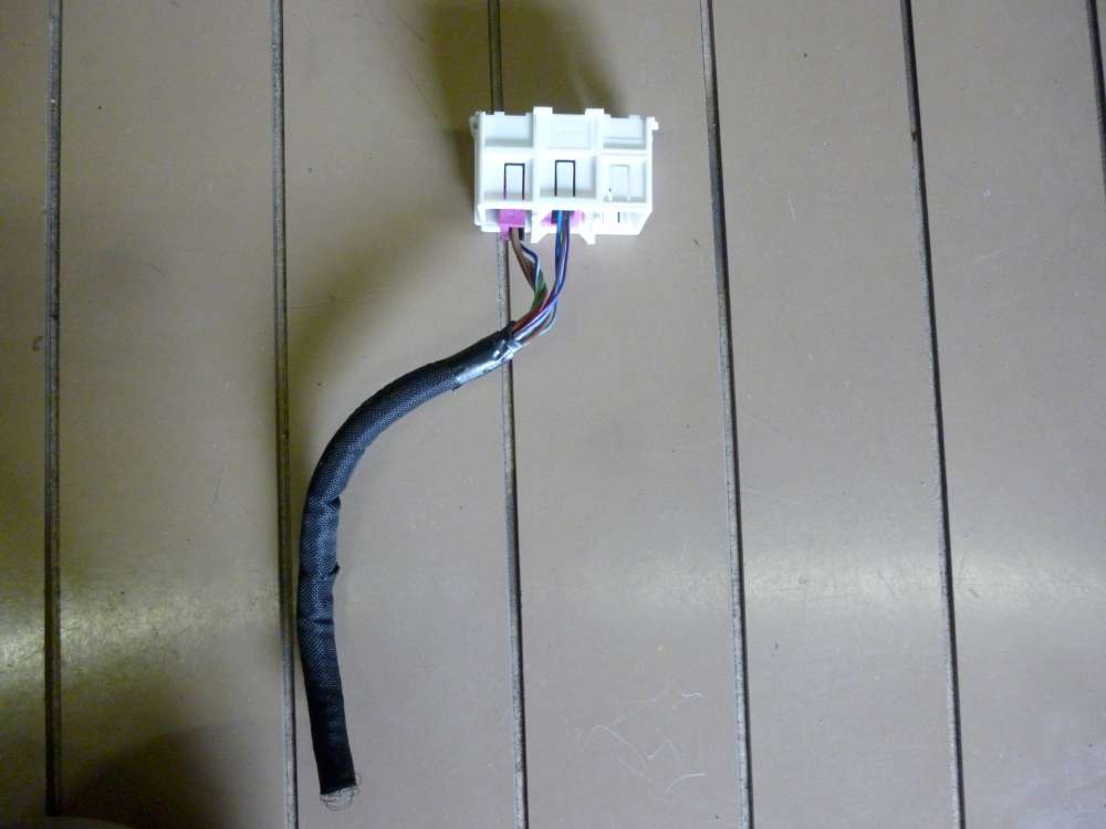 Seat Ibiza Stecker 6Q0937545G