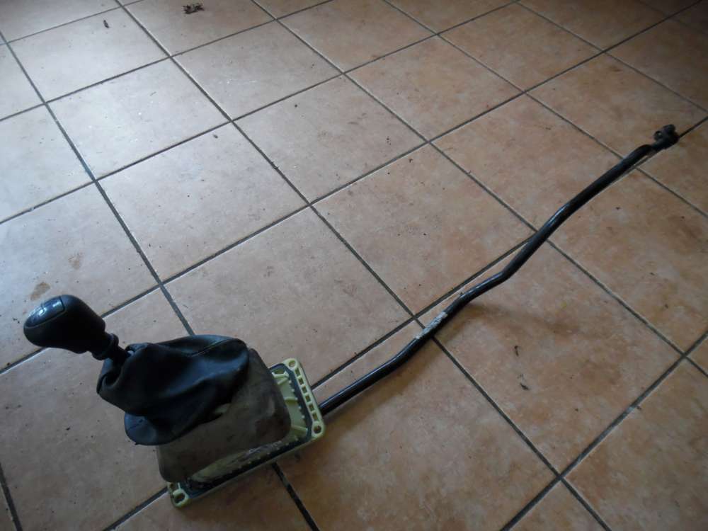 Renault Clio II Schaltkulisse Schaltknauf Schaltzüge 8200136240