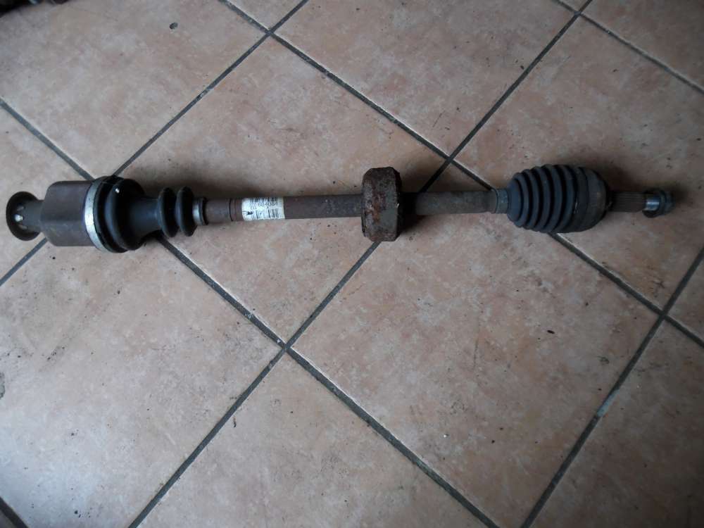Renault Twingo II Antriebswelle Vorne Rechts 8200684084 