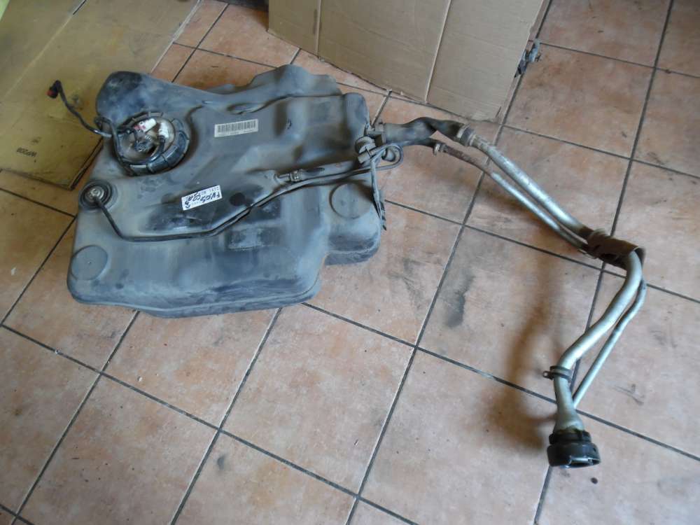 Ford Focus I 1,8d Tank Kraftstofftank mit Pumpe 98AB-9002 