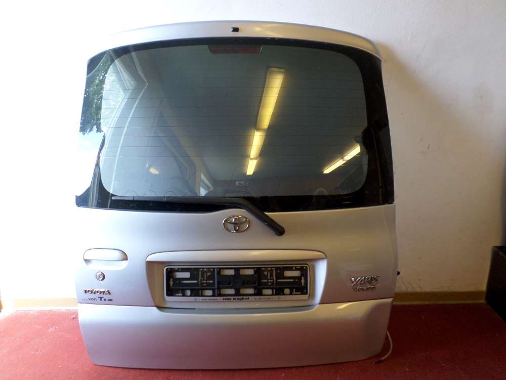 Heckklappe trhape TOYOTA Yaris Verso Bj.2004 Orginal Silber