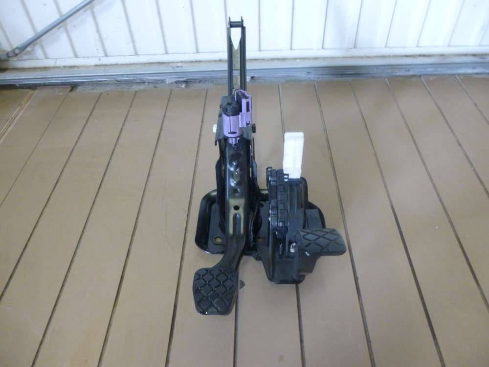 Skoda Octavia Pedal Gaspedal Bremspedal 1J1721503H 1J1721058AT