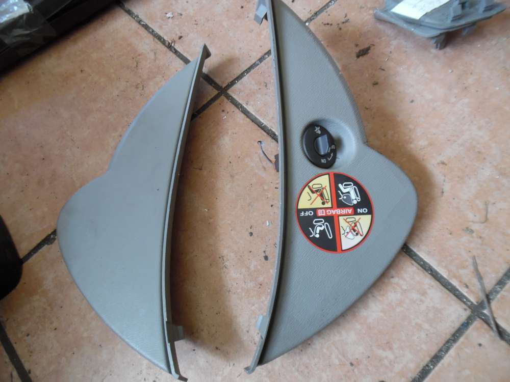 Renault Twingo II Verkleidung Armaturenbrett 8200541410/ 8200541413