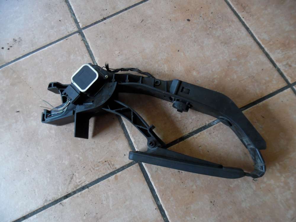 Mercedes Benz W203 C-Klasse 220CDI Gas Pedal Gaspedal 2033000104 A1703000104
