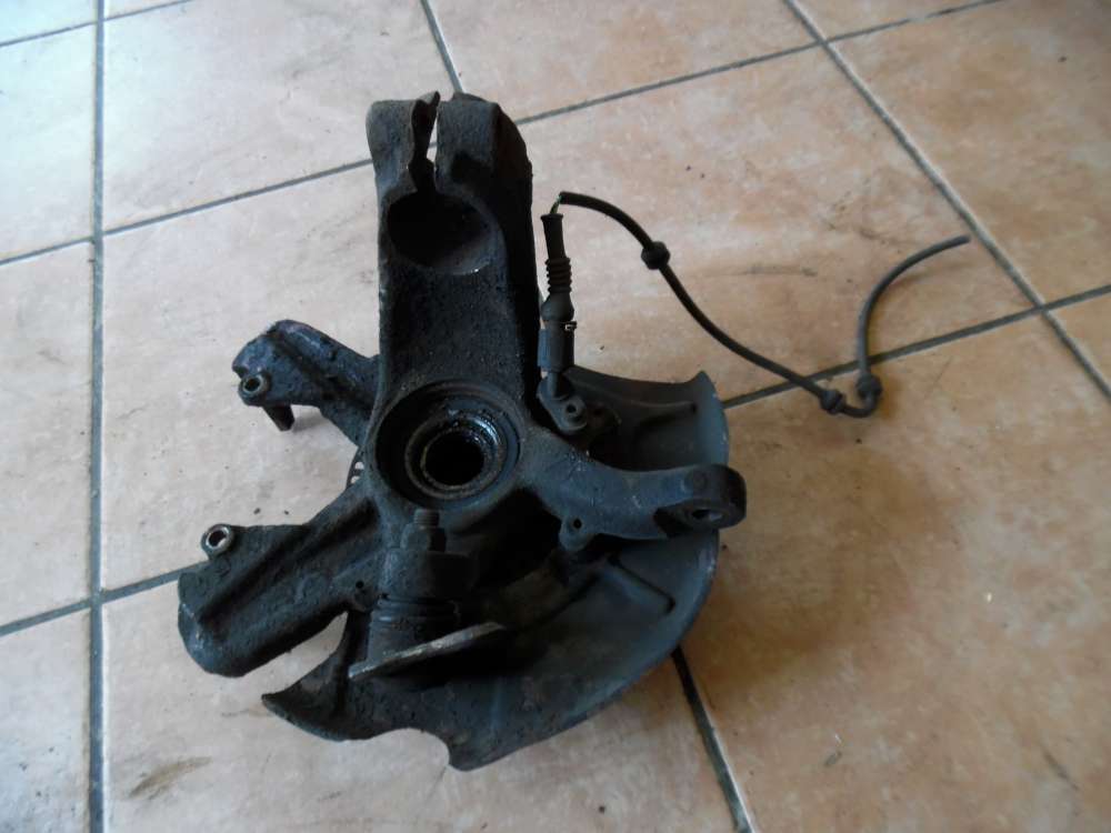 Audi A3 8L Achse Achschenkel Vorn Rechts