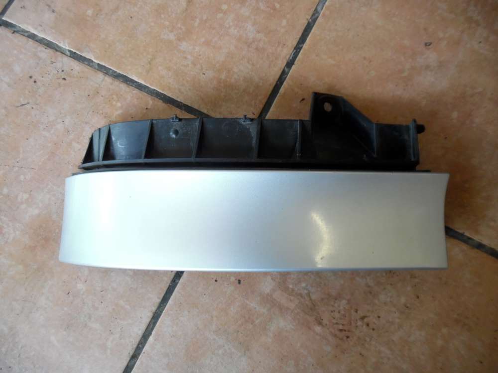 Audi A3 8L Rückleuchte Abdeckung Hinten Rechts 8L0807378 silber Farbcode : LY7W