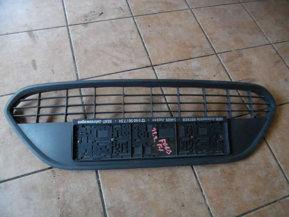 Ford Focus Khlergrill Grill Gitter Frontschrze 8M5117B968