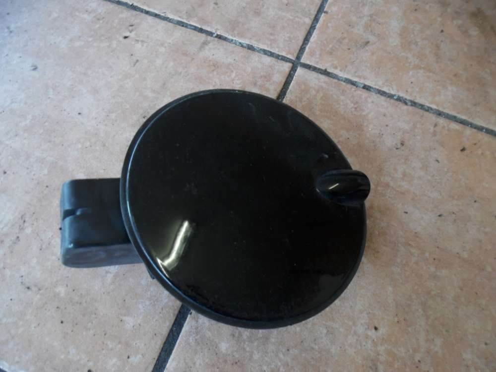 Opel Corsa C Tankklappe Tankdeckel 93162304 Schwarz Farbcode : Z20C