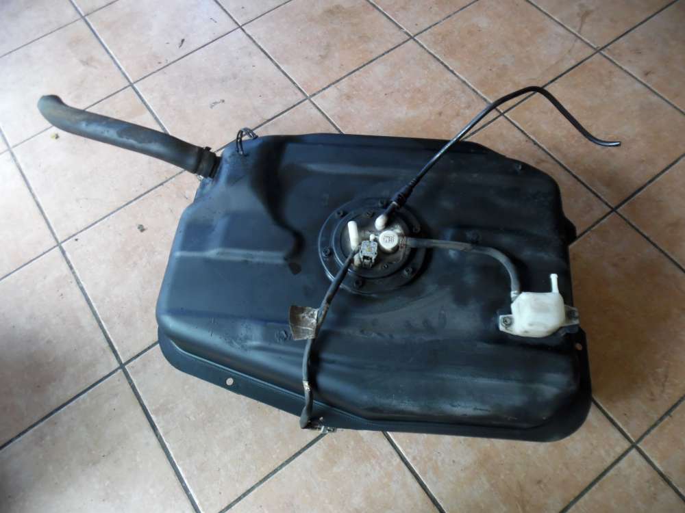 Opel Agila A Tank Kraftstofftank mit pumpe Benzinpumpe 09204647