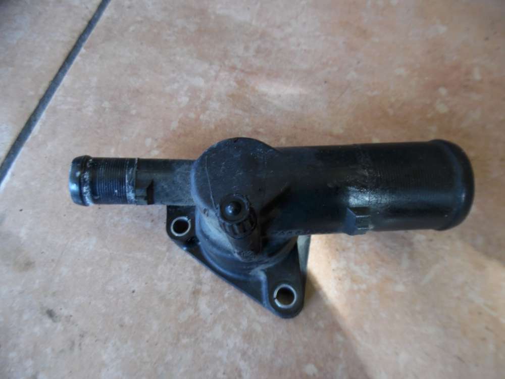 Dacia Sandero Thermostatgehäuse 8200660882