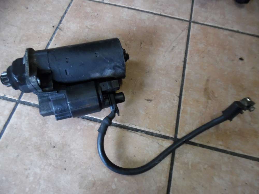 VW Golf 4 1J1 Anlasser Starter 02A911023 Bosch 0001125012