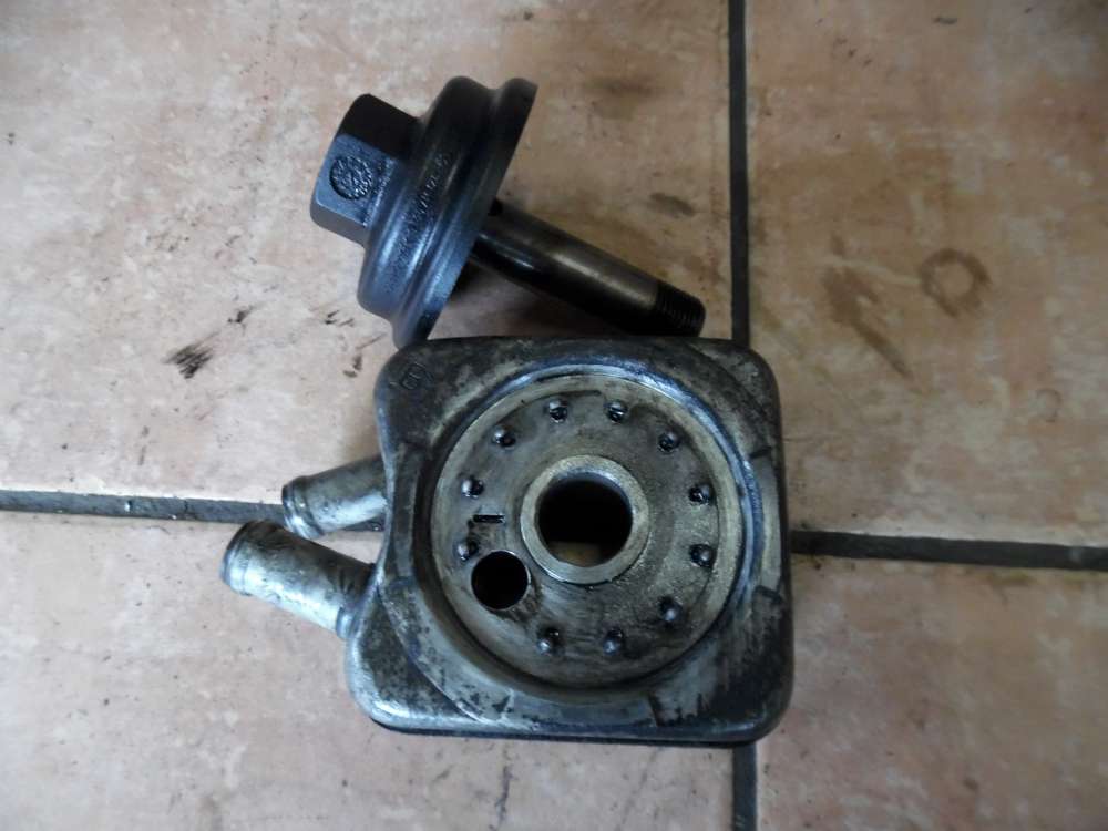 VW Golf 4 1J1 Ölfilter Gehäuse