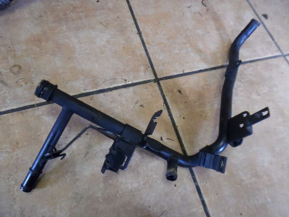 VW Golf 4 1J1 Kühlermittelleitung 038121065