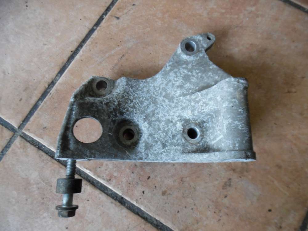 Renault Clio II Halter Träger Lichtmaschine 7700864288