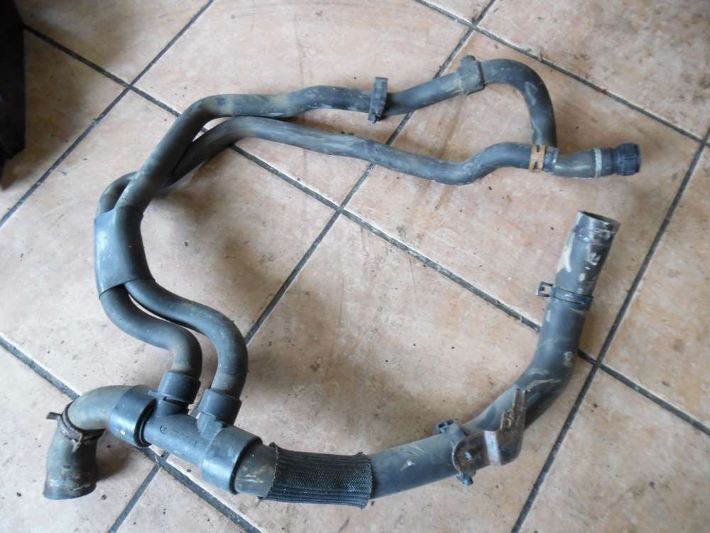 Renault Clio II Kühlwasserschlauch Wasserschlauch 800299725B
