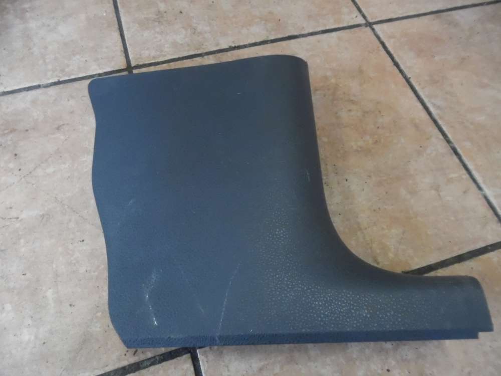 VW Polo 9N Furaumverkleidung Abdeckung Vorne Rechts unten 6Q1863484