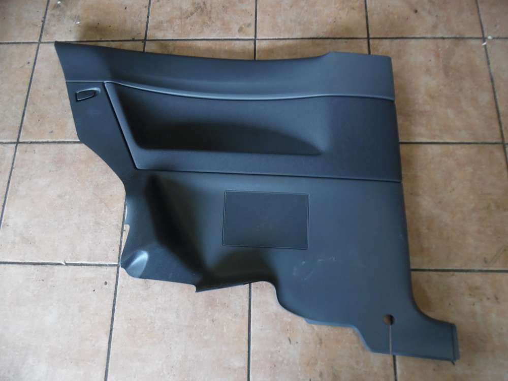 VW Polo 9N Seitenverkleidung Hinten Links 6Q3867043