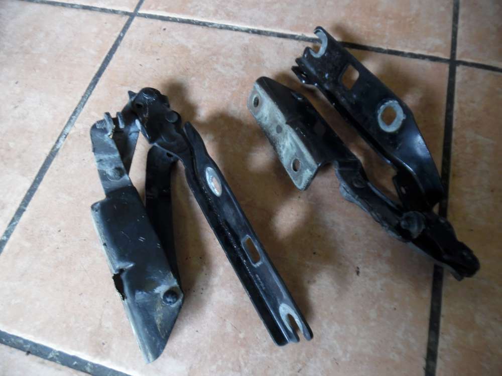 VW Golf V Motorhaubescharnier Scharnier Rechts / Links 1K0823301- 302