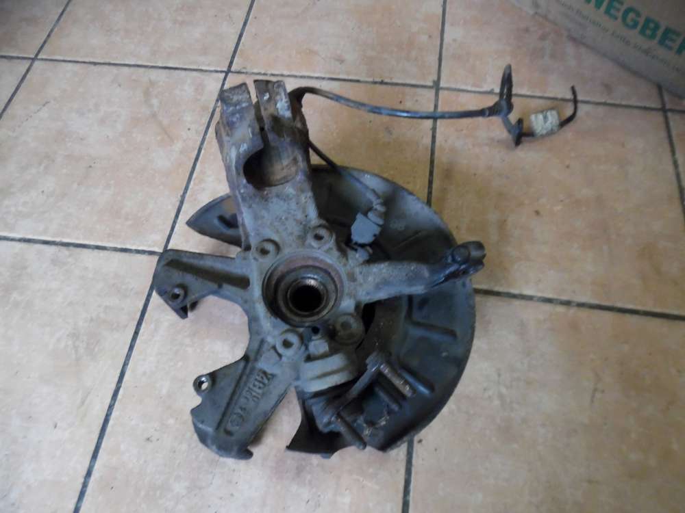 VW Golf V Achsschenkel Radnabe Vorne Links 