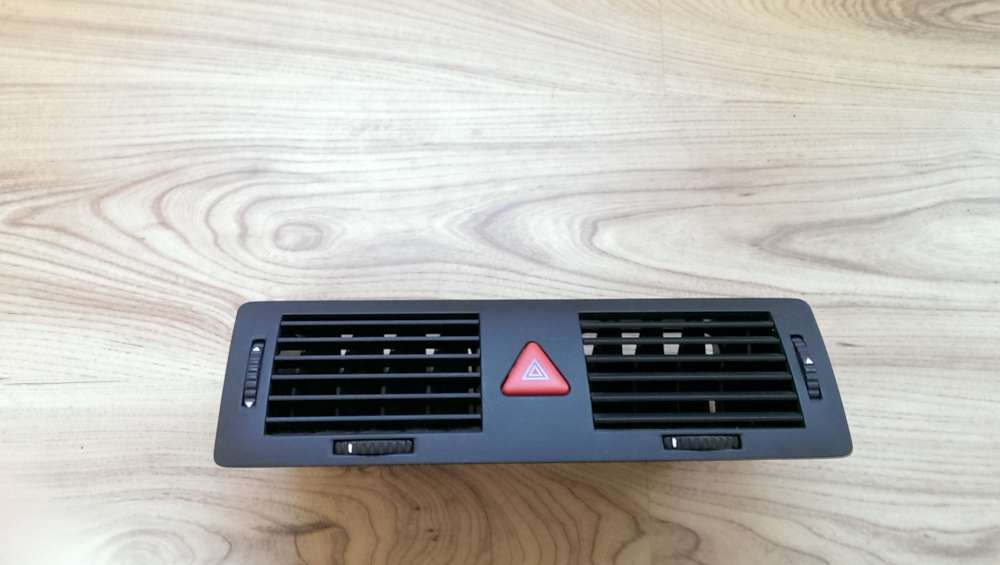 Skoda Fabia Schalter Warnblinker Lftungsdse Luftdse mitte