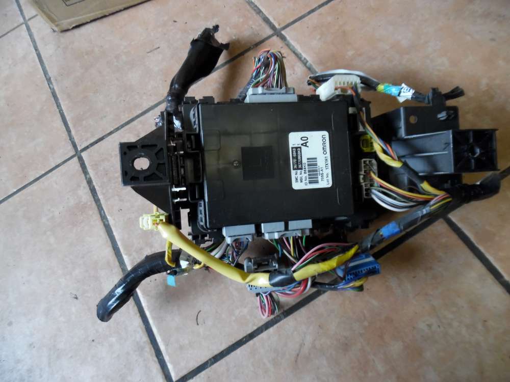 Nissan pixo Motorsteuergert mit Sicherungskasten 36770-68K0 36770M68K0