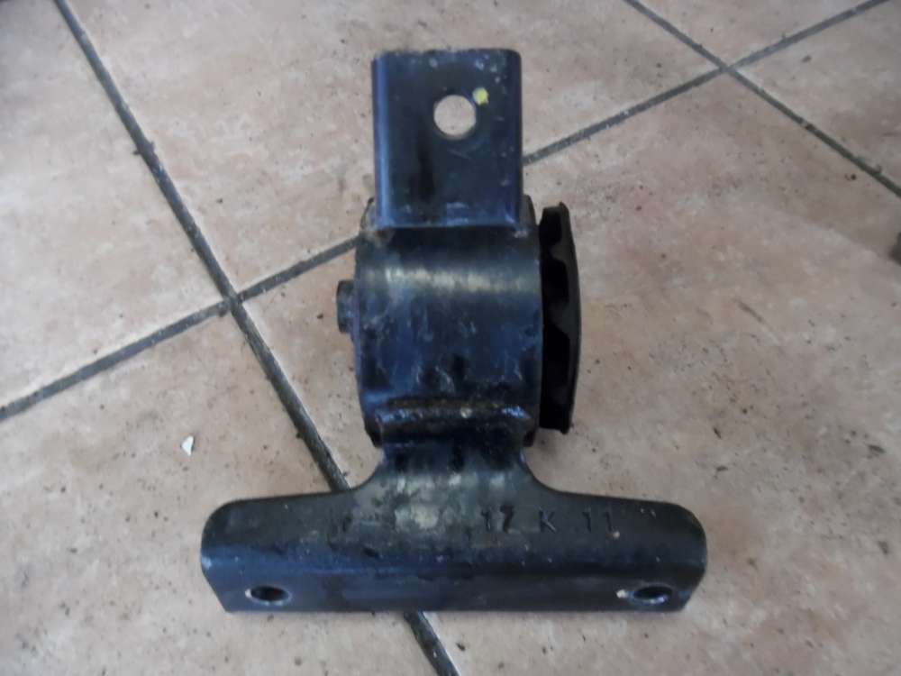 Nissan Pixo Motorhalterung Halter